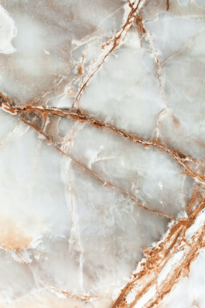 waves in light agate structure